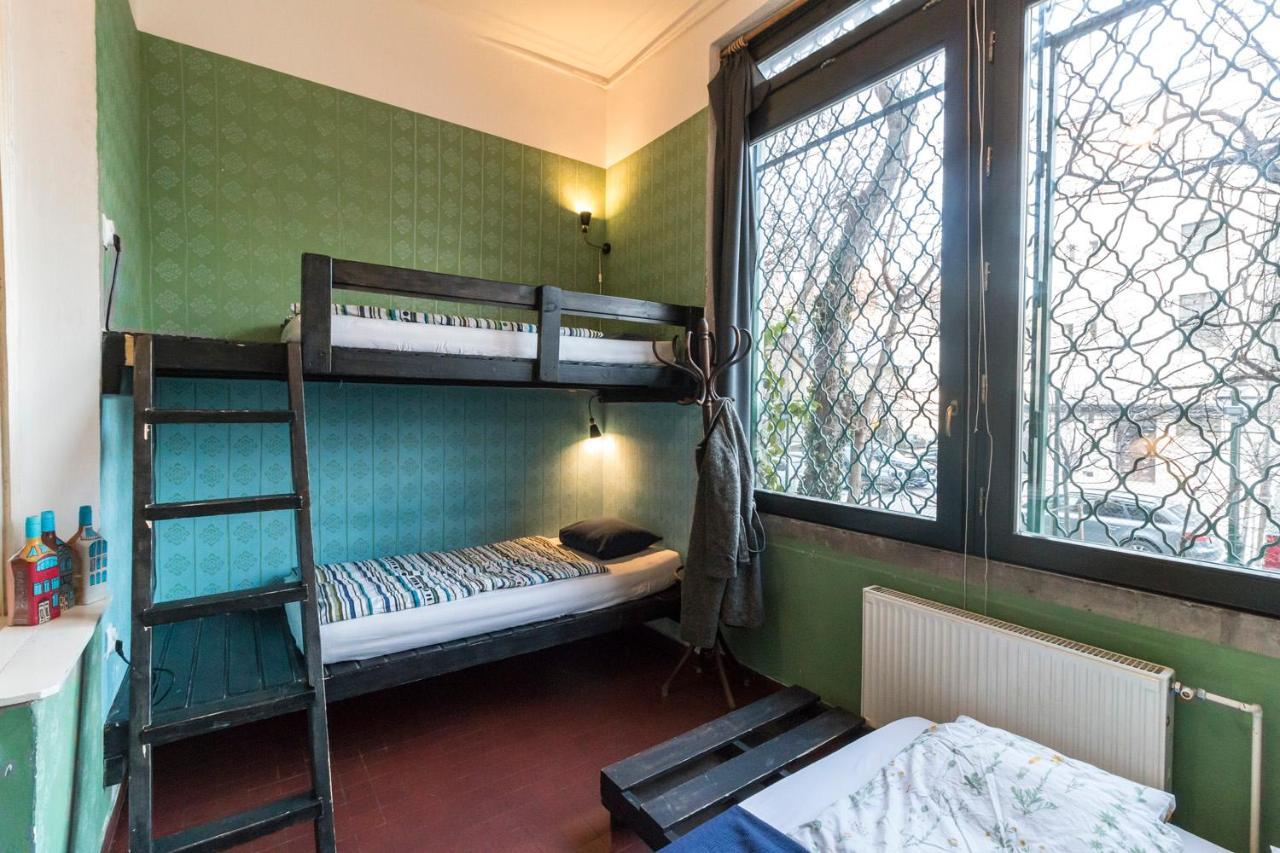 Baroque & Coworking Hostel